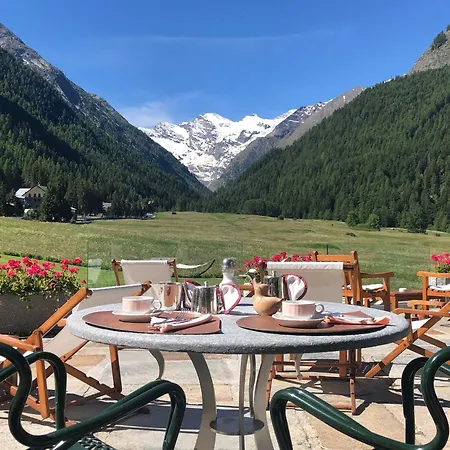 Bellevue & 5* Cogne